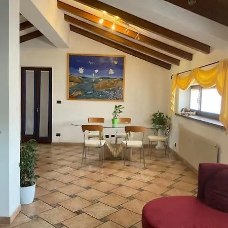 Apartment Casa Filaferro - Via Lombardia 4 *